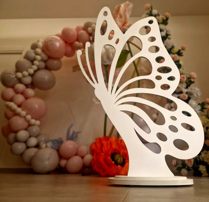 Farfalla da 1 Metro | Struttura per Allestimenti Party, Sagoma in Legno spessore 8mm con Solida Base | Backdrop per Scenografie e Weddind